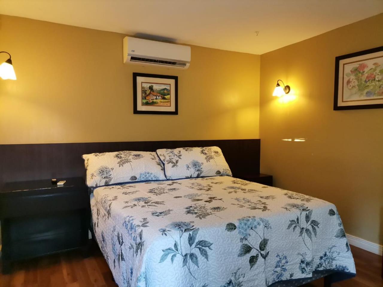 Airport Costa Rica B&B Río Segundo Exteriör bild
