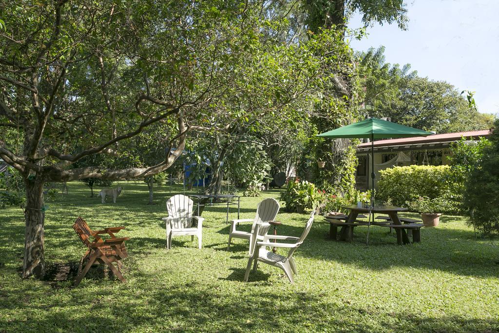 Airport Costa Rica B&B Río Segundo Exteriör bild